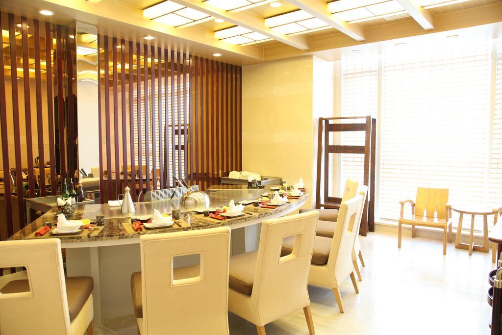Shijiazhuang Shen Zhou 7 Star Hotel Exterior foto